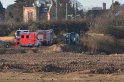 LKW umgestuerzt Kieswerk Harry Kloepferstr Im Feldrain P63